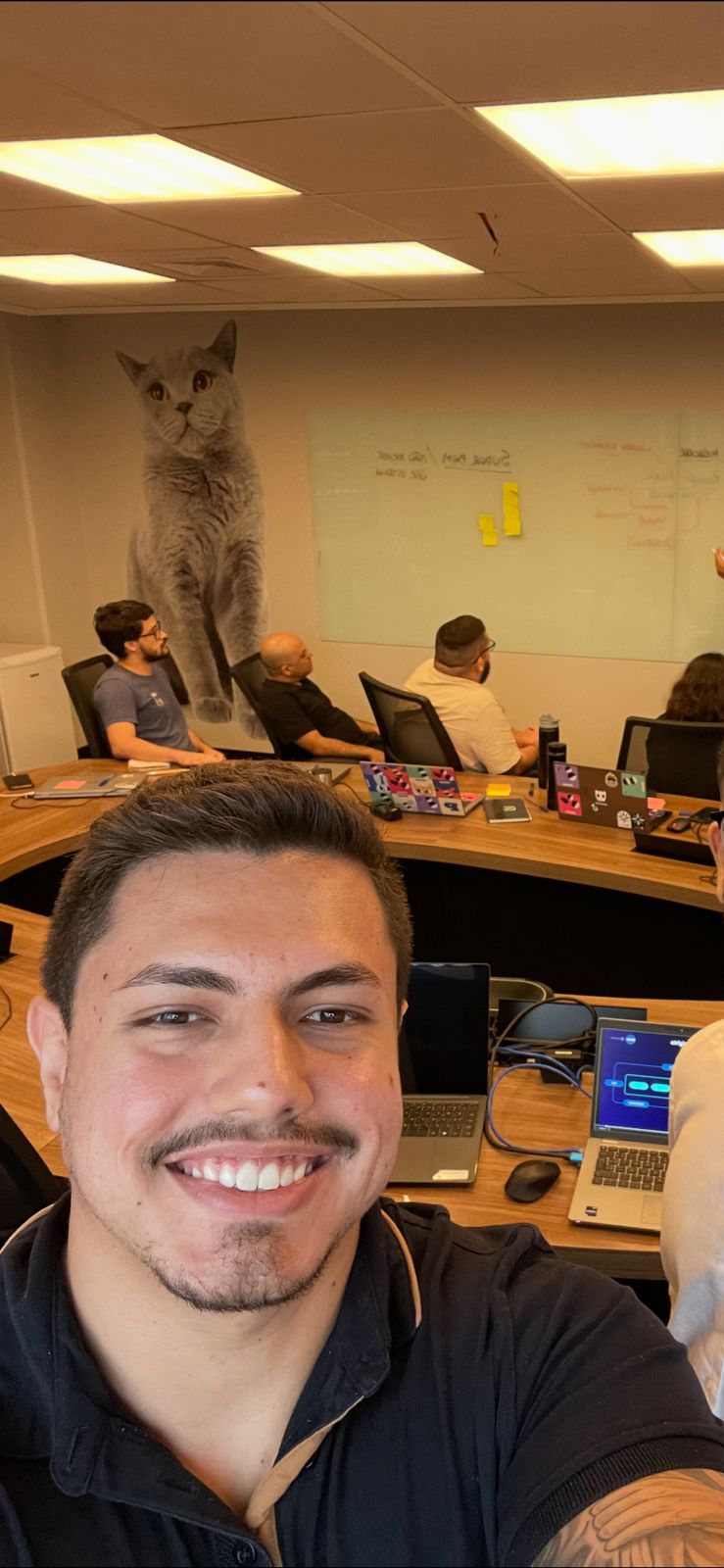 Gabriel Vita no escritorio da Petz